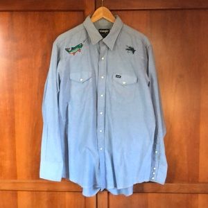 Wrangler Custom Embroidered Men’s Button Up